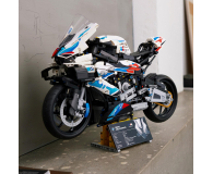 LEGO Technic™ 42130 BMW M 1000 RR - 1035519 - zdjęcie 6